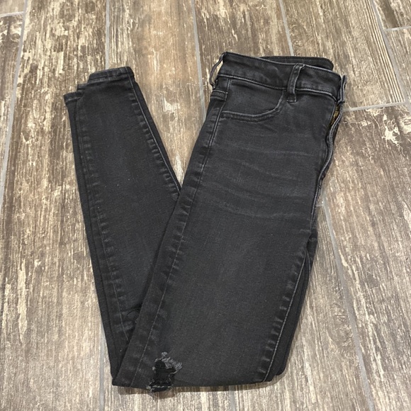 AE BLACK HIGH RISE JEANS - Picture 2 of 6